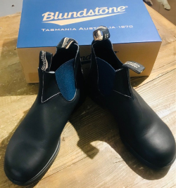 Blundstone nere-blu n.41 1/2 NUOVE